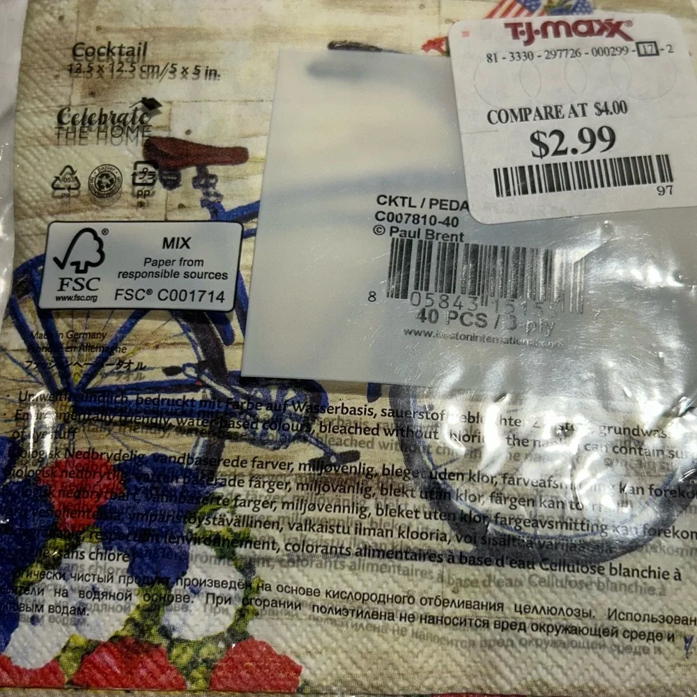 Lot of Holiday Themed  Paper Napkins assorted 8 packs cocktails hosting crafts